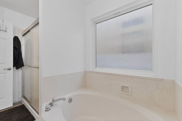 233 Nicklaus Drive SE, Rio Rancho, NM 87124