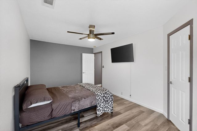 233 Nicklaus Drive SE, Rio Rancho, NM 87124