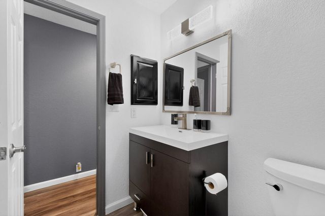 233 Nicklaus Drive SE, Rio Rancho, NM 87124