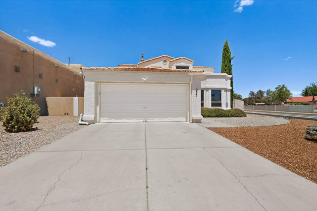 233 Nicklaus Drive SE, Rio Rancho, NM 87124