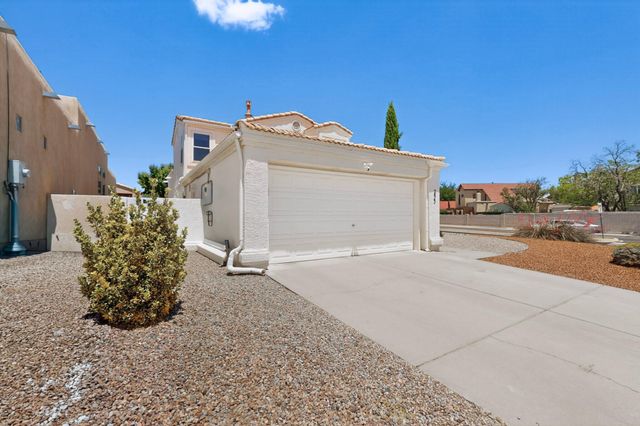 233 Nicklaus Drive SE, Rio Rancho, NM 87124