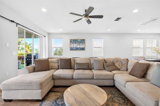 7724 FAIRFAX DRIVE, Kissimmee, FL 34747