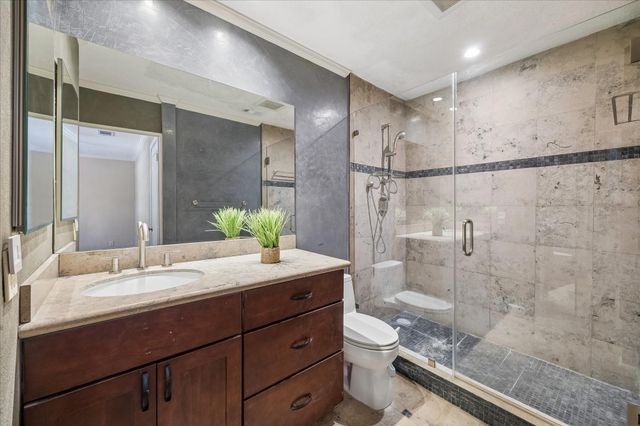 1846 Hollister Street 12, Houston, TX 77080
