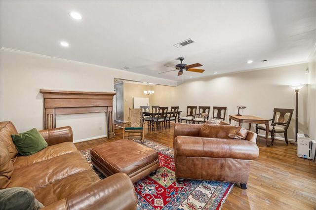 1846 Hollister Street 12, Houston, TX 77080