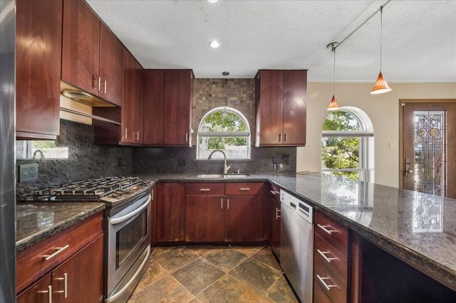 1846 Hollister Street 12, Houston, TX 77080