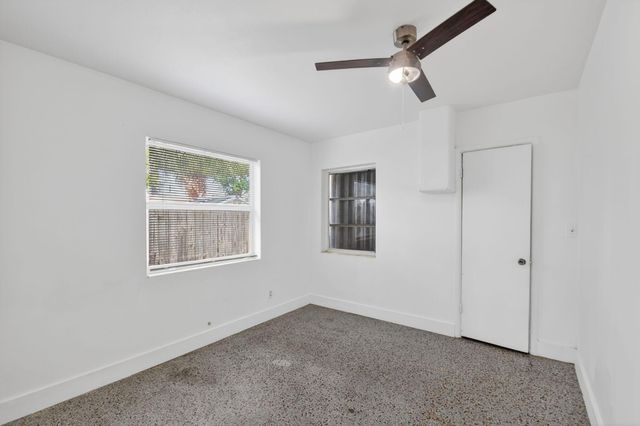 303 S L Street, Lake Worth Beach, FL 33460