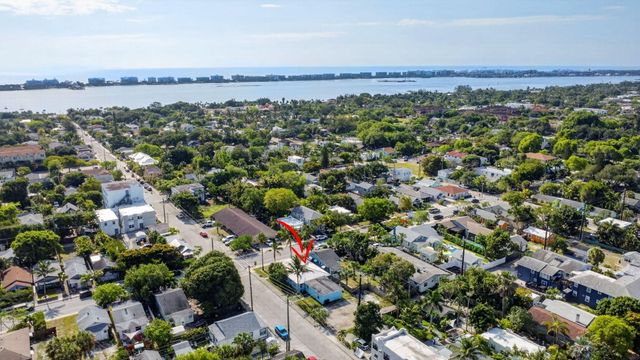 303 S L Street, Lake Worth Beach, FL 33460
