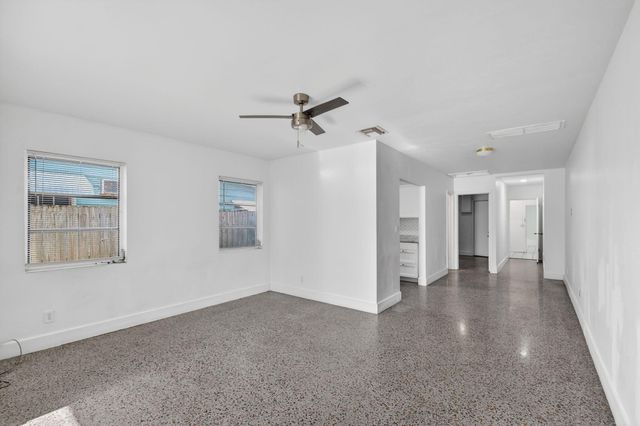 303 S L Street, Lake Worth Beach, FL 33460