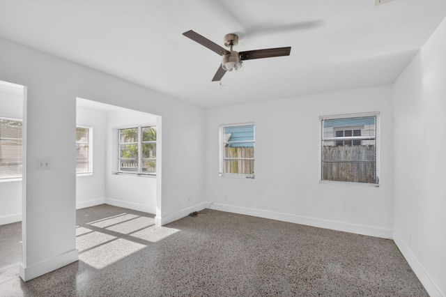 303 S L Street, Lake Worth Beach, FL 33460