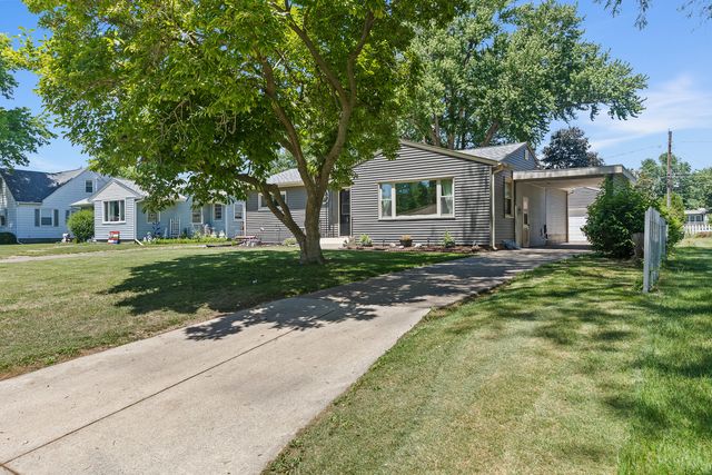 3857 27th Avenue, Rock Island, IL 61201