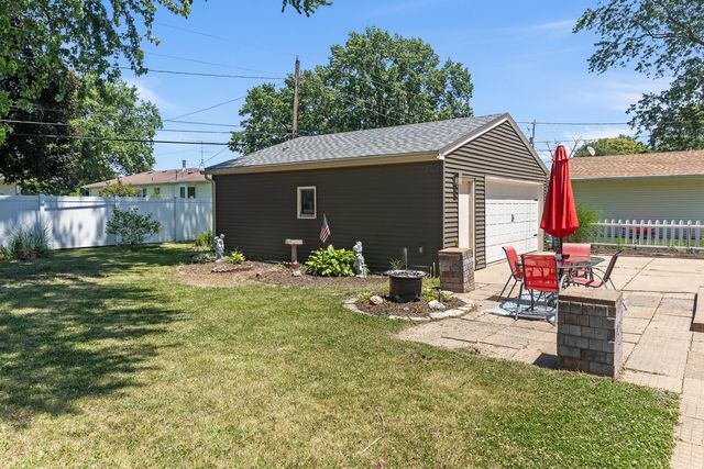 3857 27th Avenue, Rock Island, IL 61201