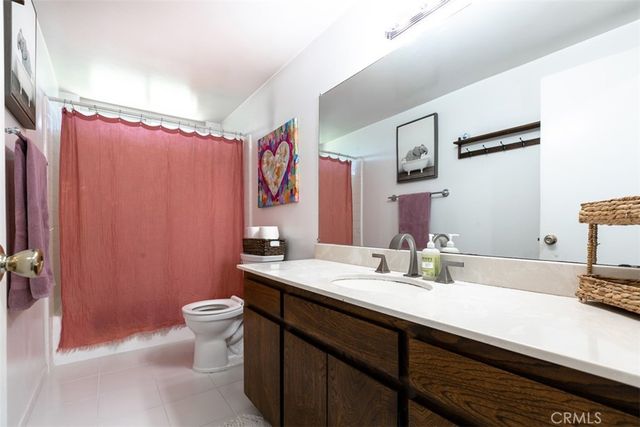 1206 Joana, Santa Ana, CA 92705