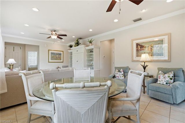 8433 Karina CT, Naples, FL 34114