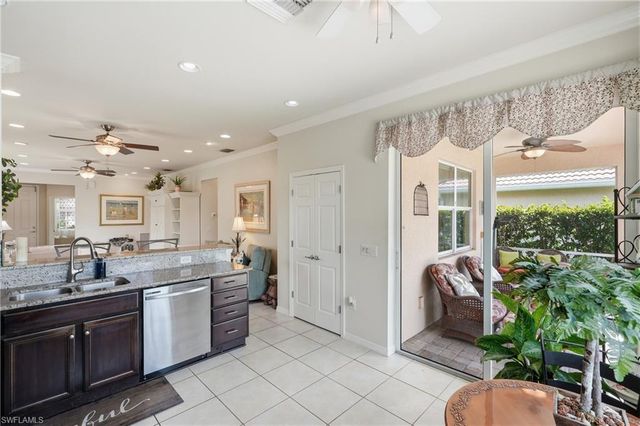 8433 Karina CT, Naples, FL 34114