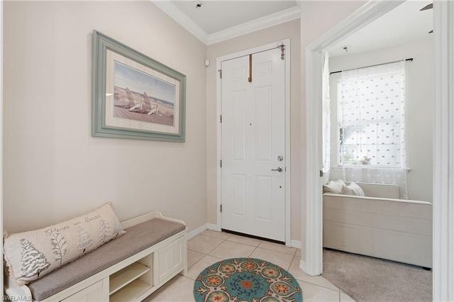 8433 Karina CT, Naples, FL 34114