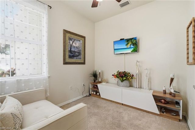 8433 Karina CT, Naples, FL 34114