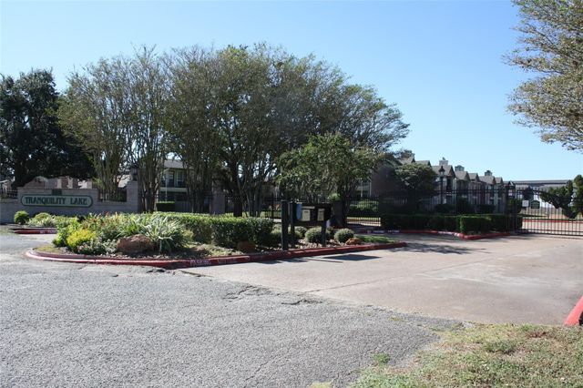18800 Egret Bay Boulevard 1101, Webster, TX 77058