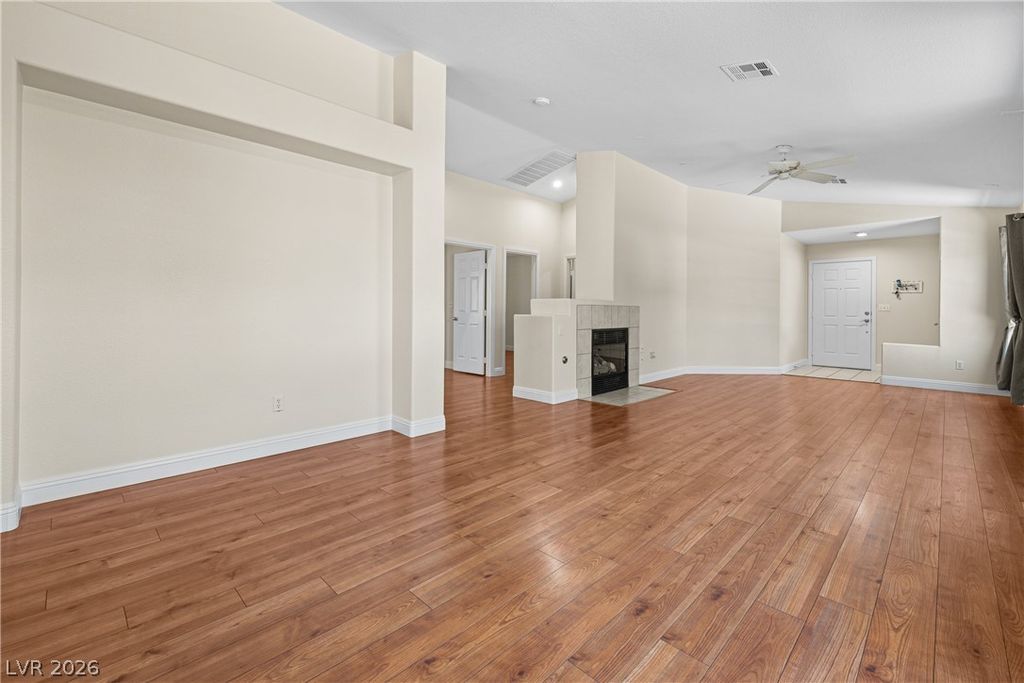 8609 Majestic Pine Avenue, Las Vegas, NV 89143 — photo 4