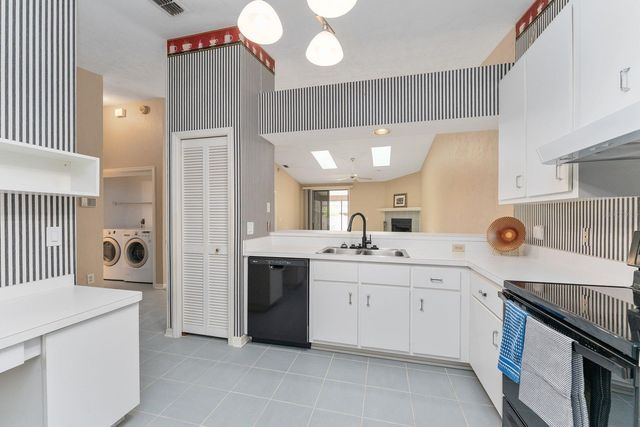 3725 NW 58TH PLACE, Gainesville, FL 32653