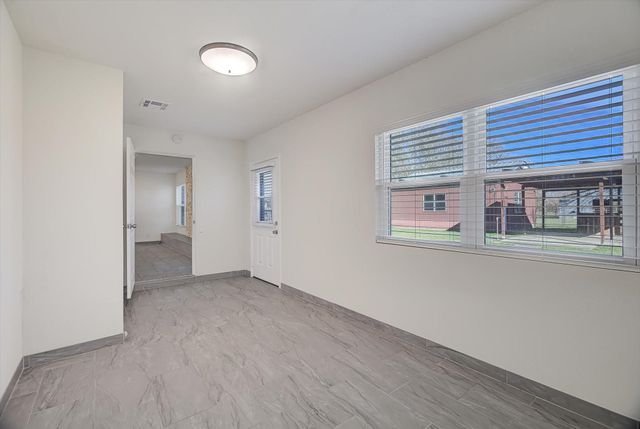 10182 Highway 146 N, Liberty, TX 77575