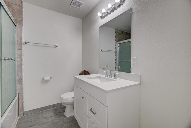 10182 Highway 146 N, Liberty, TX 77575