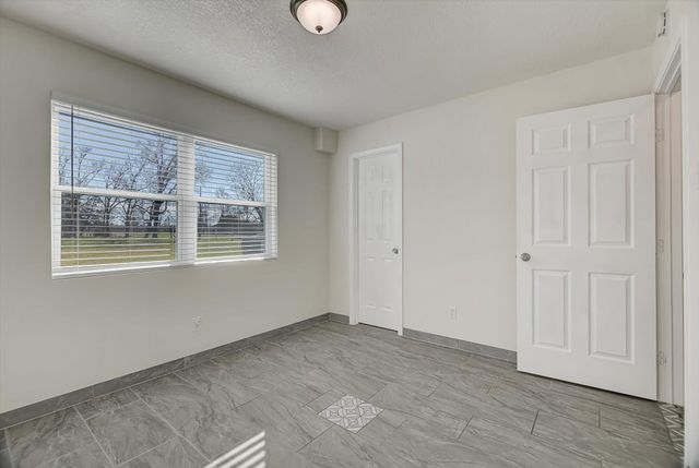 10182 Highway 146 N, Liberty, TX 77575