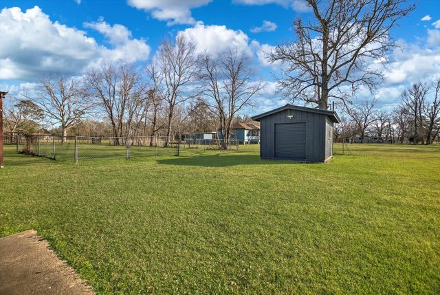 10182 Highway 146 N, Liberty, TX 77575