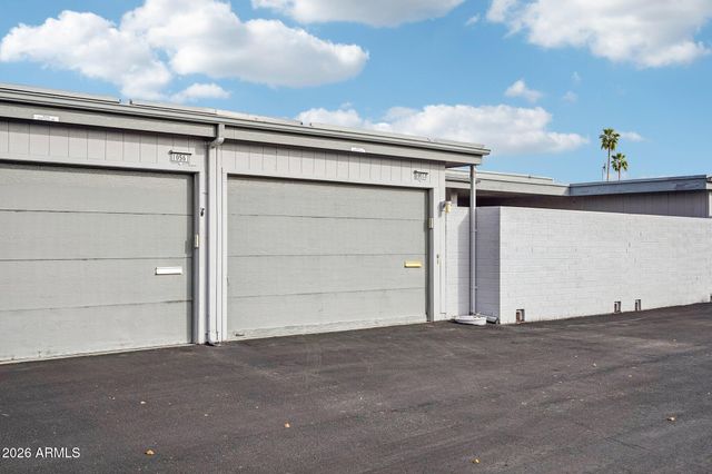 10557 W OCOTILLO Drive, Sun City, AZ 85373