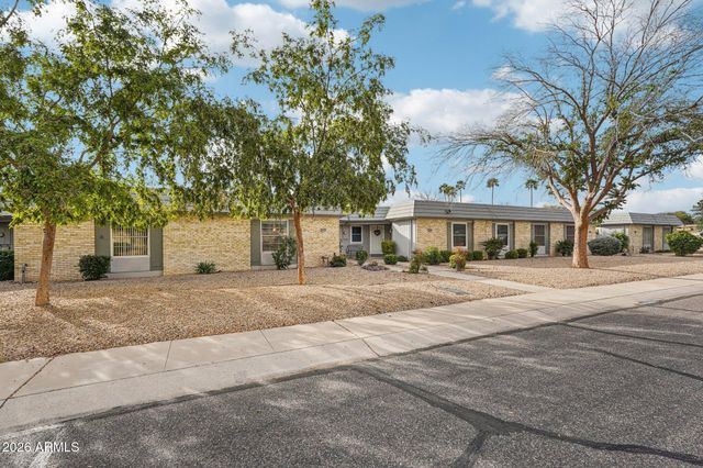 10557 W OCOTILLO Drive, Sun City, AZ 85373