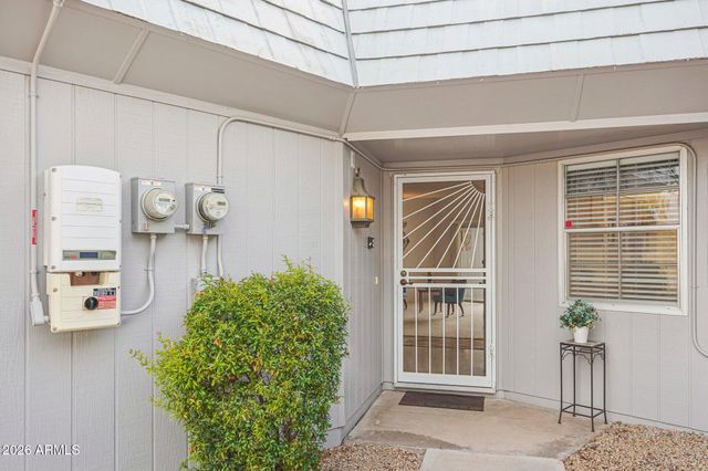 10557 W OCOTILLO Drive, Sun City, AZ 85373