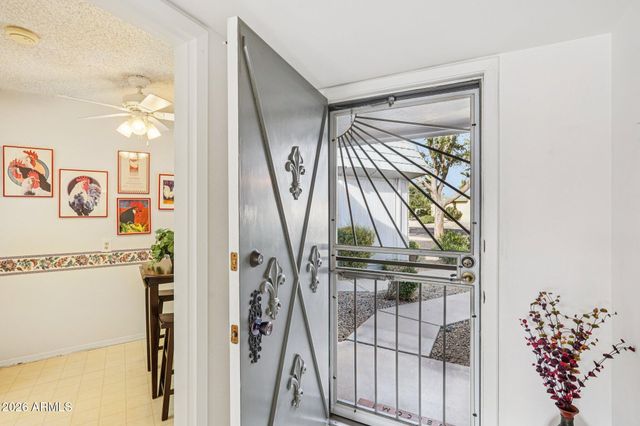 10557 W OCOTILLO Drive, Sun City, AZ 85373