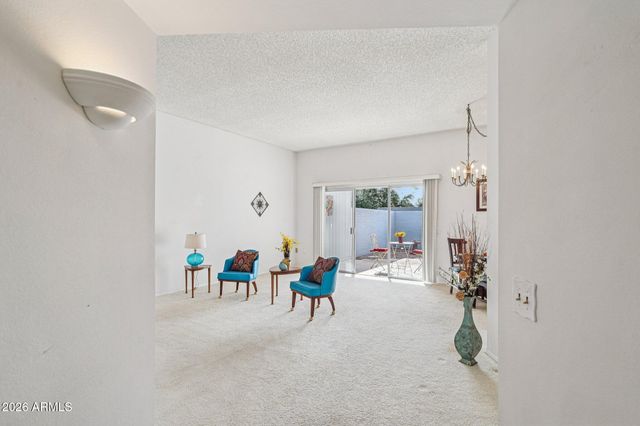 10557 W OCOTILLO Drive, Sun City, AZ 85373