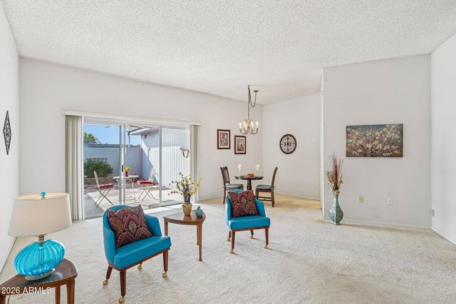 10557 W OCOTILLO Drive, Sun City, AZ 85373