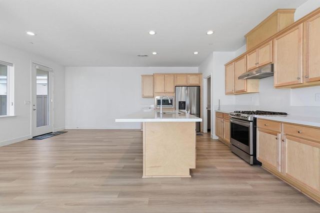 3003 Neil Jerome Drive, Tracy, CA 95377