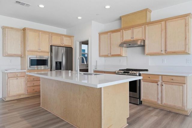 3003 Neil Jerome Drive, Tracy, CA 95377