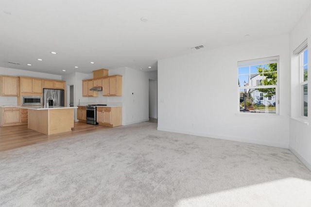3003 Neil Jerome Drive, Tracy, CA 95377
