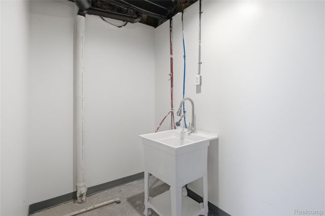 4395 Maryland Street, Detroit, MI 48224