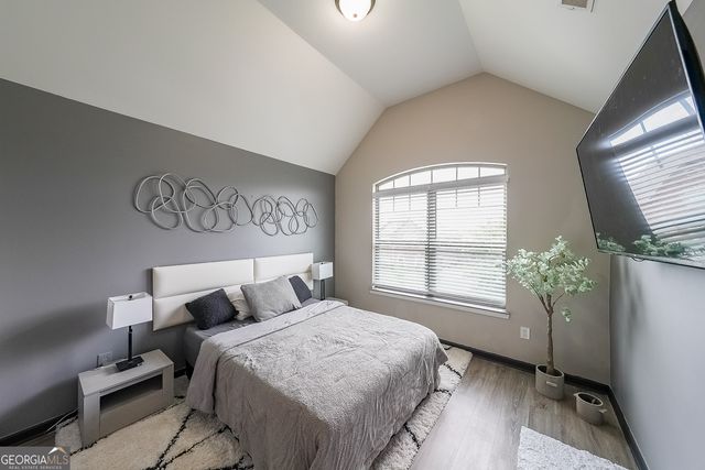 5617 Casa Blanca Lane, Atlanta, GA 30331