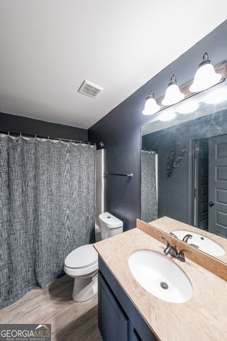 5617 Casa Blanca Lane, Atlanta, GA 30331