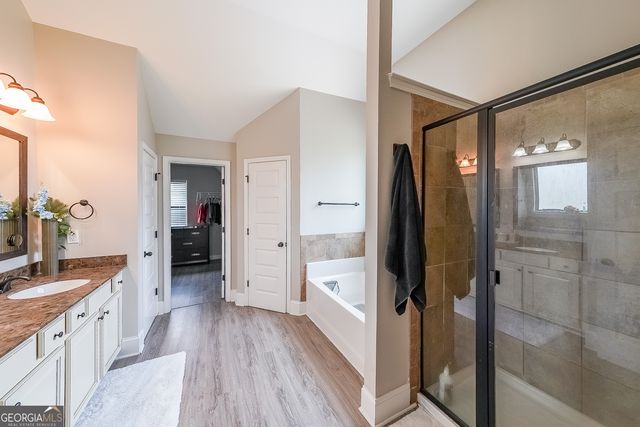 5617 Casa Blanca Lane, Atlanta, GA 30331