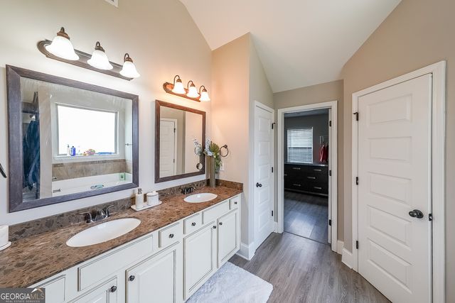 5617 Casa Blanca Lane, Atlanta, GA 30331