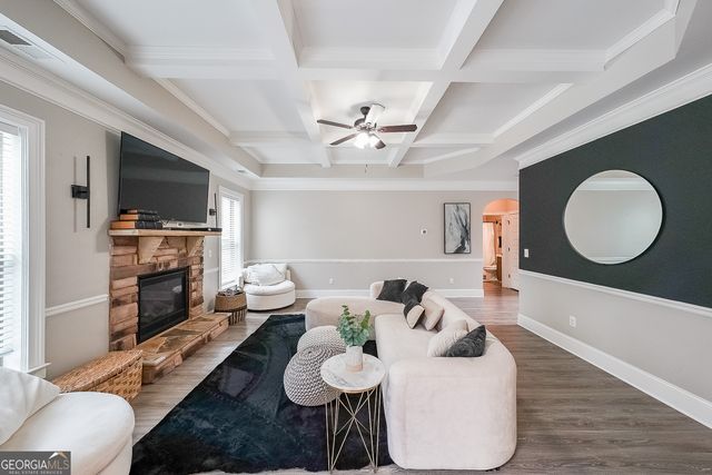 5617 Casa Blanca Lane, Atlanta, GA 30331
