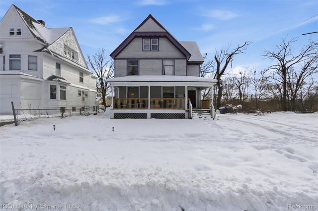 18 Fairgrove Street, Pontiac, MI 48342