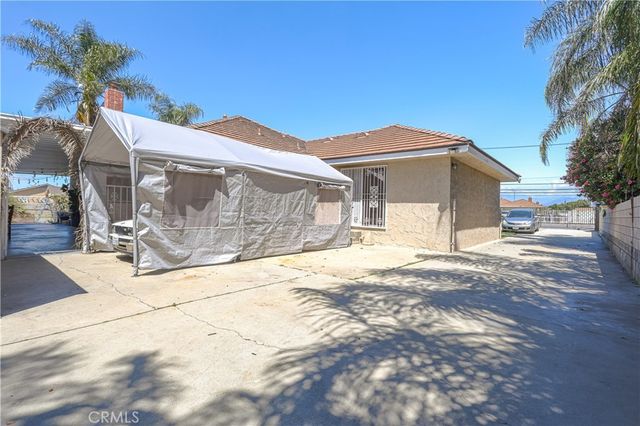 527 W Philadelphia, Ontario, CA 91762