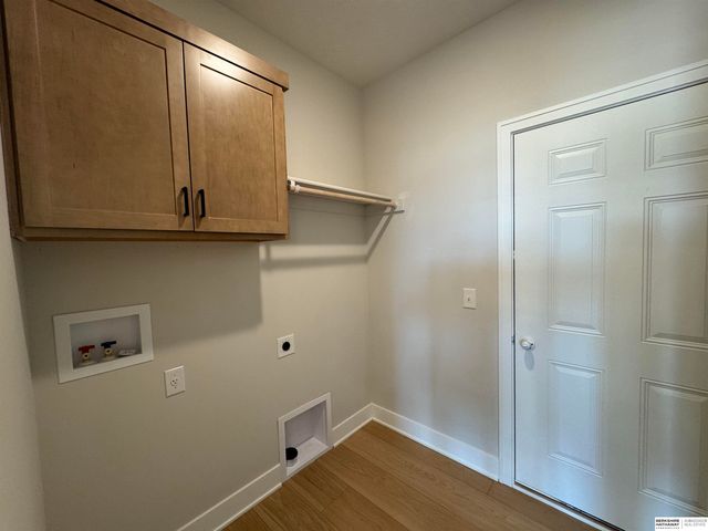 21409 Y Street, Elkhorn, NE 68022