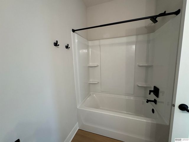 21409 Y Street, Elkhorn, NE 68022