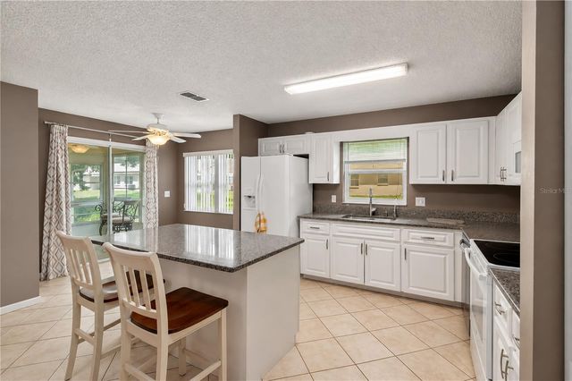 9692 SW 95TH COURT A, Ocala, FL 34481