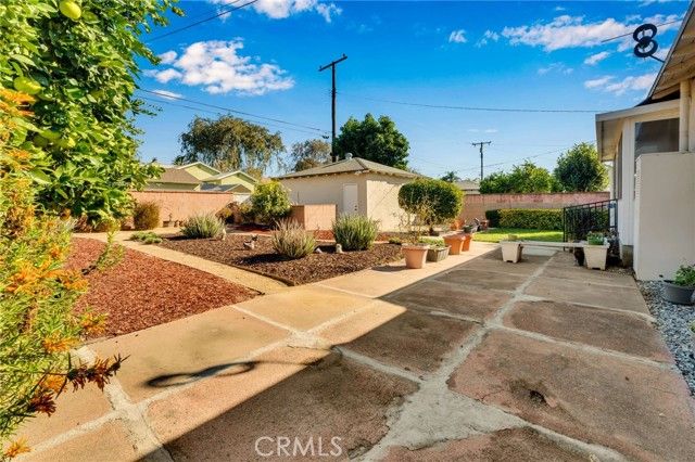 159 E La Verne, Pomona, CA 91767