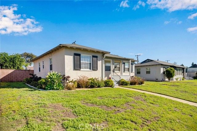 159 E La Verne, Pomona, CA 91767