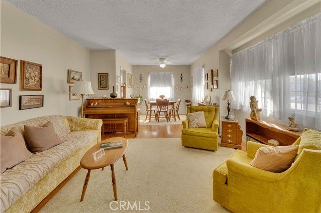 159 E La Verne, Pomona, CA 91767